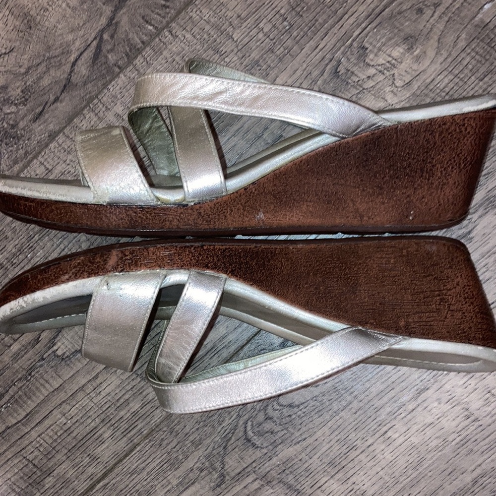 COLE HAAN + NIKE AIR Silver Slip-On Wedge Sandals Size 8 - Picture 8 of 12